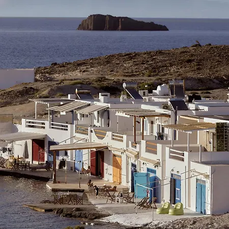 Infinito Boathouse Milos